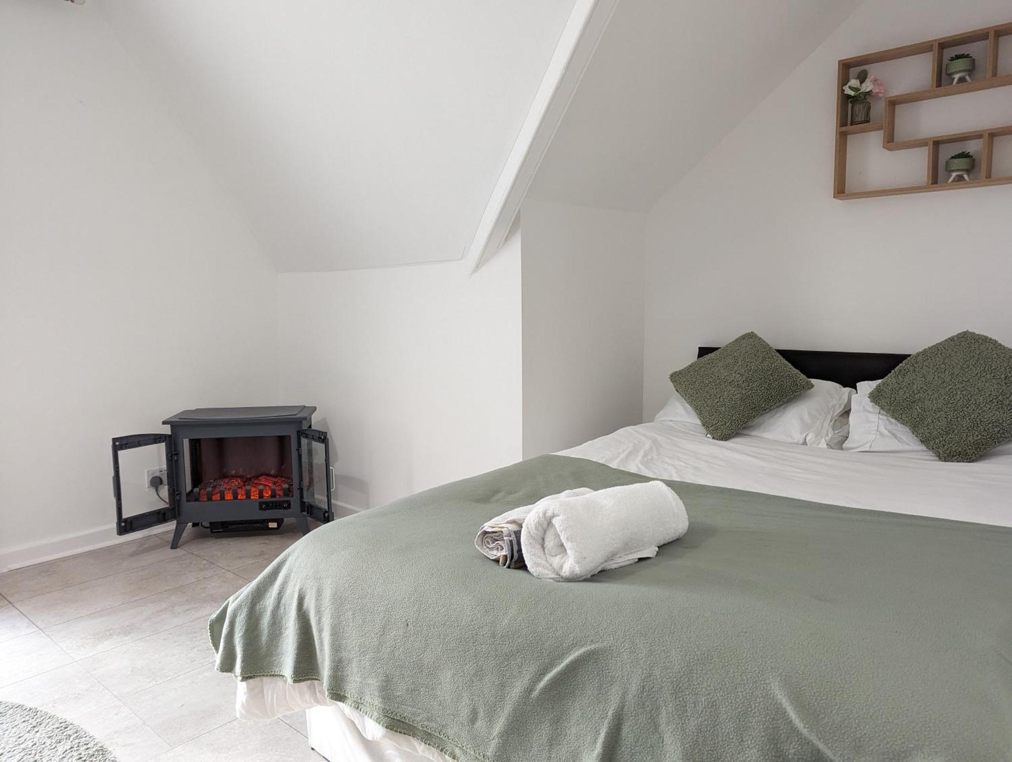 Inner-City Apartments - Basic Amenites Cardiff Dış mekan fotoğraf