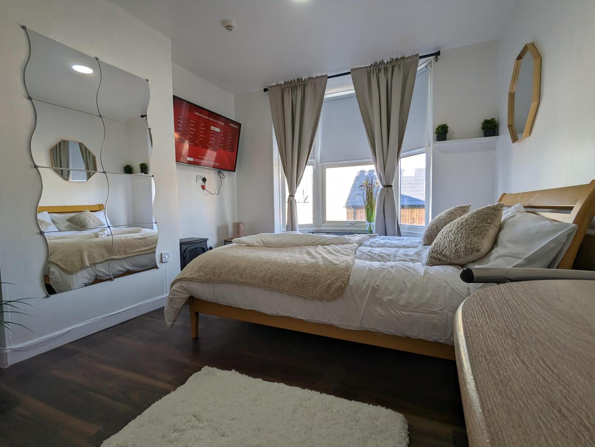 Inner-City Apartments - Basic Amenites Cardiff Dış mekan fotoğraf