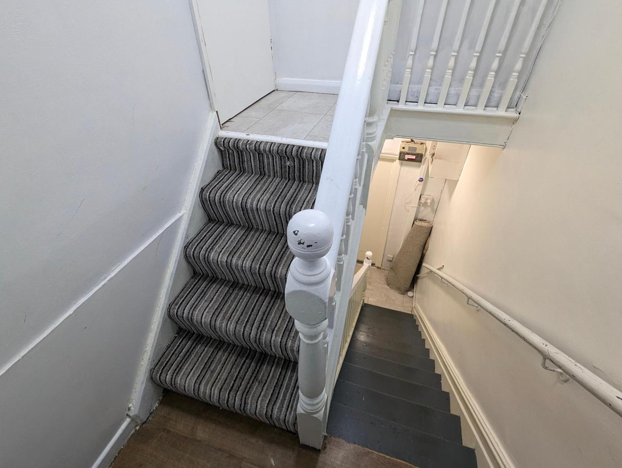 Inner-City Apartments - Basic Amenites Cardiff Dış mekan fotoğraf